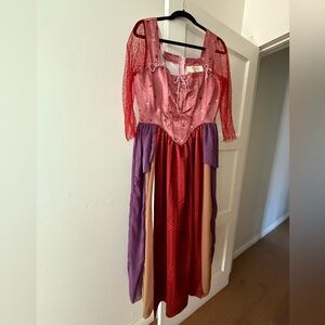 Sarah Sanderson Hocus Pocus Costume